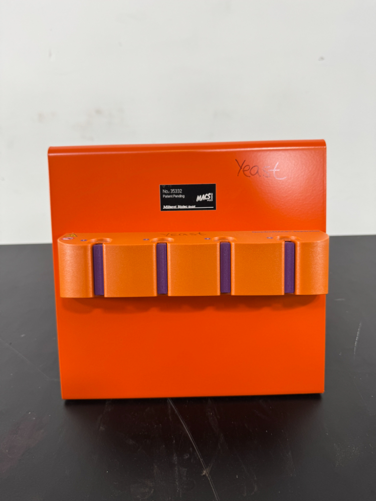 Image of Miltenyi Biotec MACS Multistand